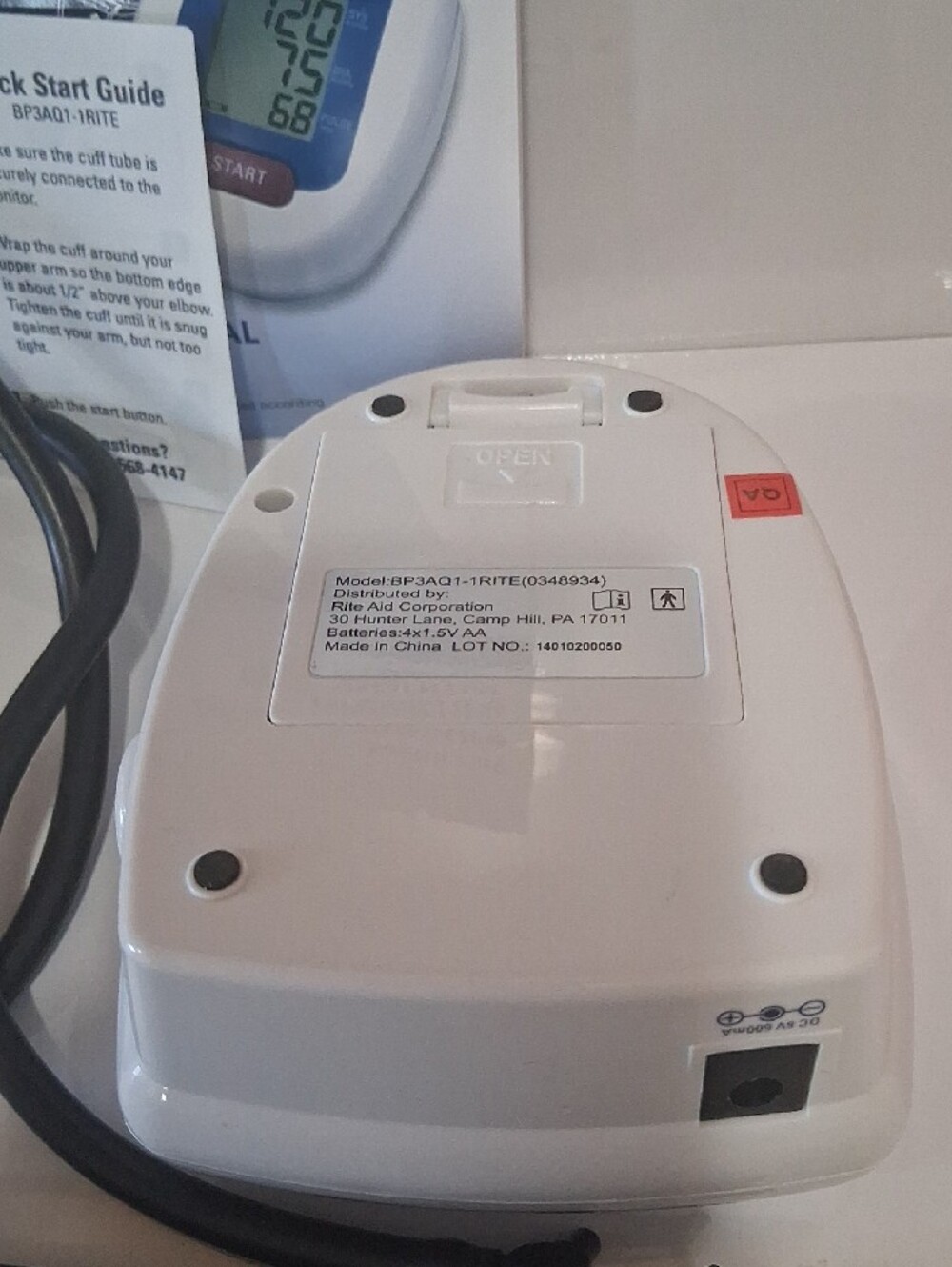 Health Care Blood Pressure Cuff Monitor - White and Blue - Picture 6 of 6